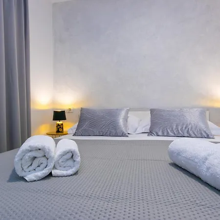 Nataly With Free Parking Apartment *