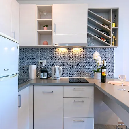 Apartment Nataly With Free Parking Makarska